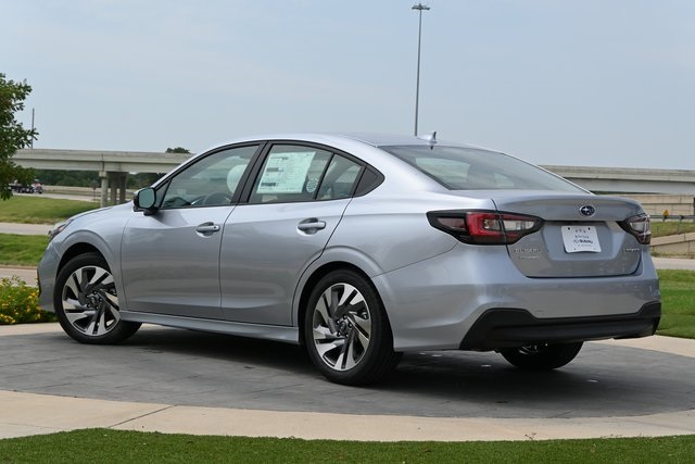 2025 Subaru Legacy Limited photo 4