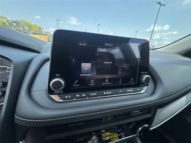 2026 Nissan Rogue S photo 16