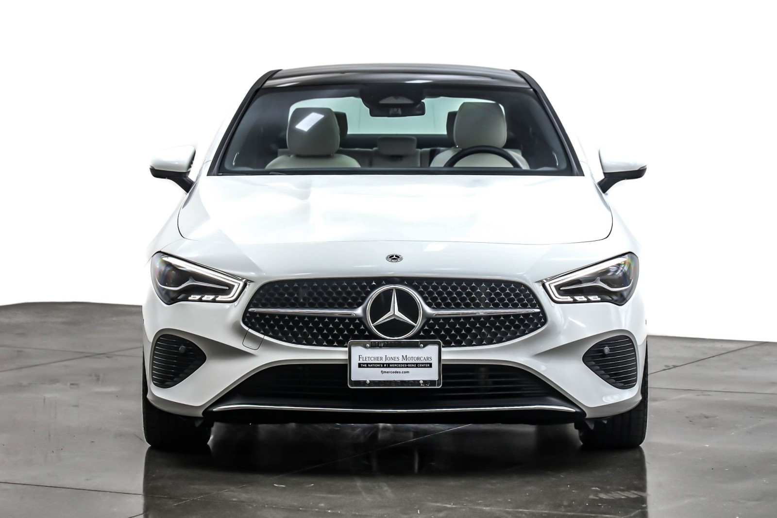 2025 Mercedes Benz CLA 250 photo 3