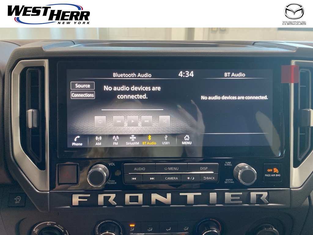 2025 Nissan Frontier SV photo 20