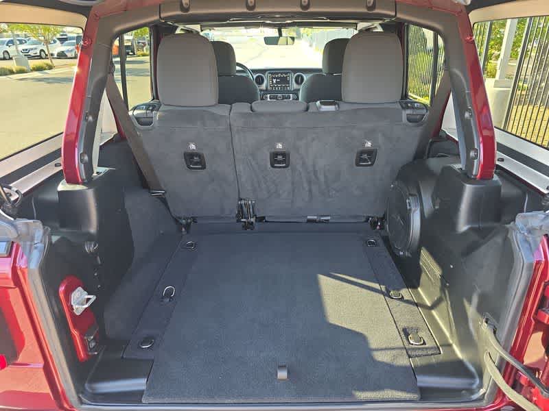 2021 Jeep Wrangler Unlimited Anniversary Edition photo 23