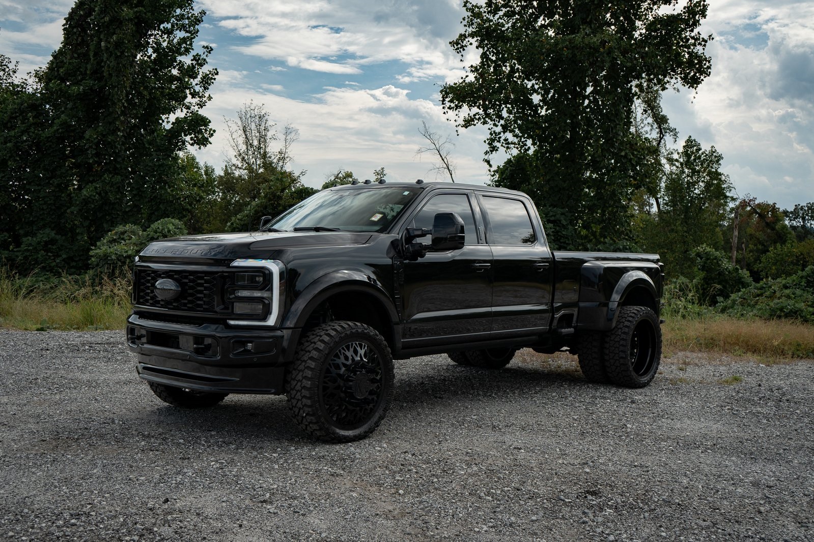 2024 Ford F-450 photo 8