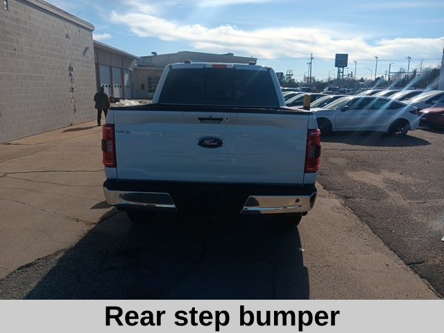 2023 Ford F-150 XLT photo 3