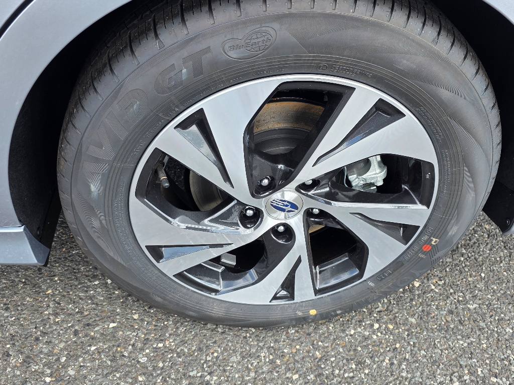 2025 Subaru Legacy Premium photo 4