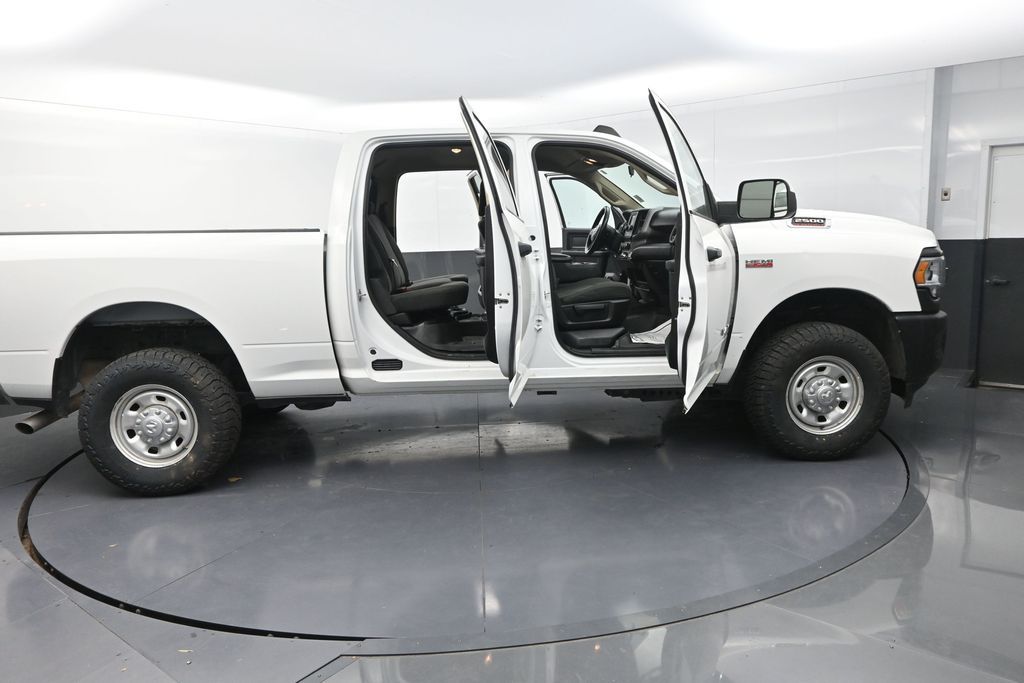 2020 Ram 2500 Tradesman photo 33