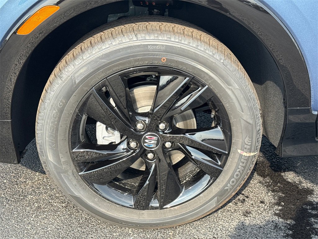 2026 Buick Encore GX Sport Touring photo 11