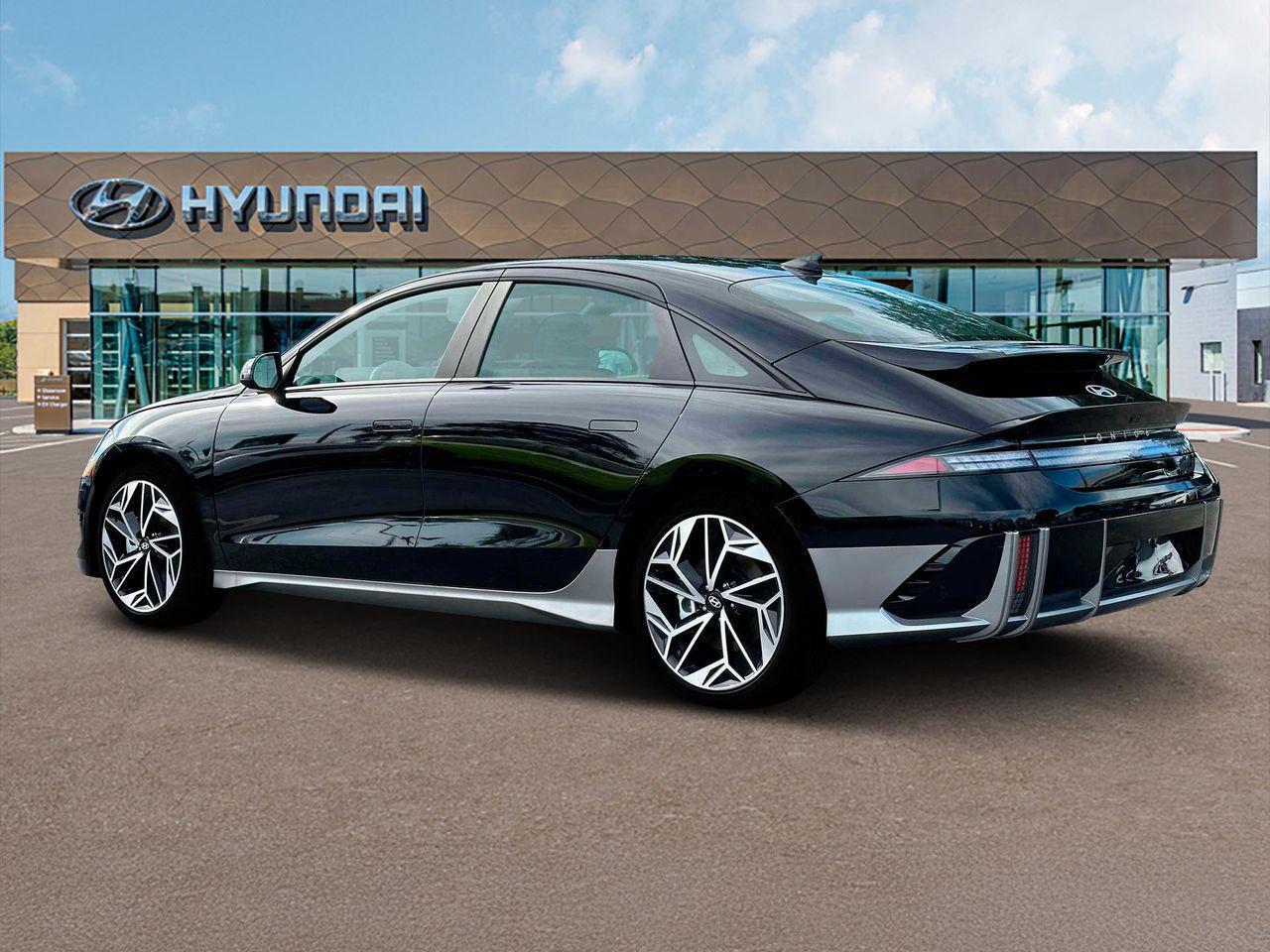 2025 Hyundai Ioniq 6 SEL photo 4