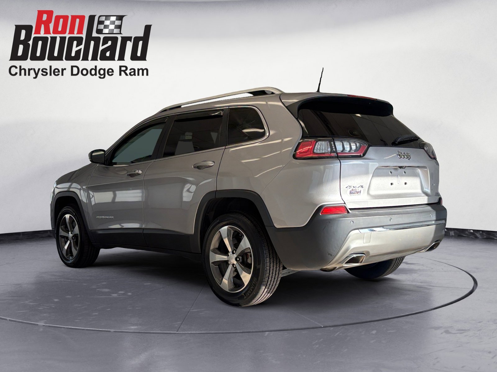 2020 Jeep Cherokee Limited photo 2