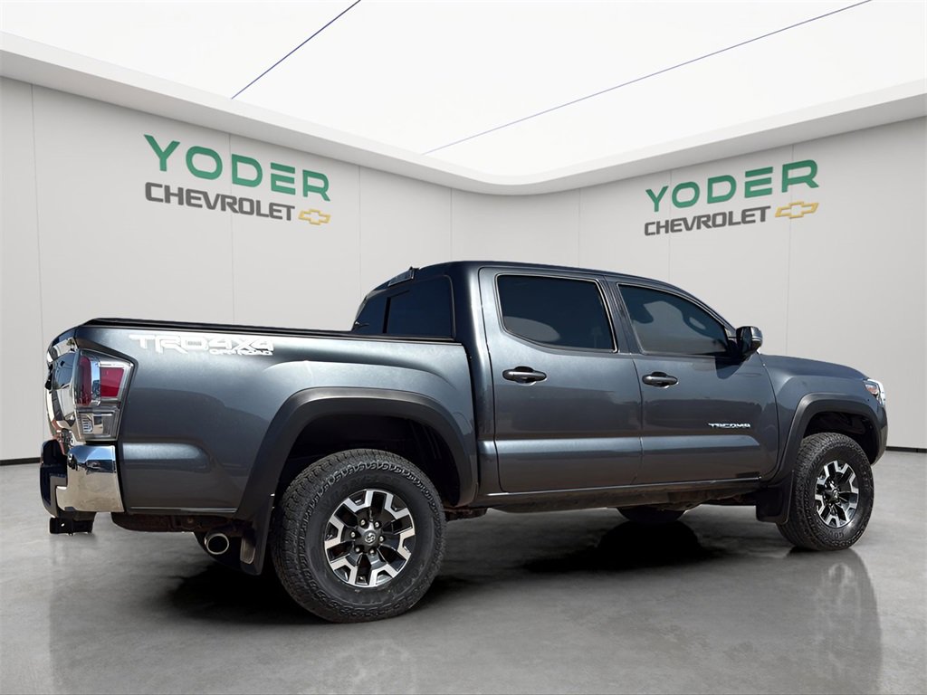2023 Toyota Tacoma TRD Off-Road photo 3