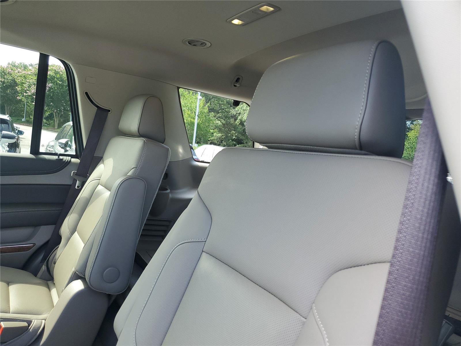2020 Chevrolet Tahoe Premier photo 5