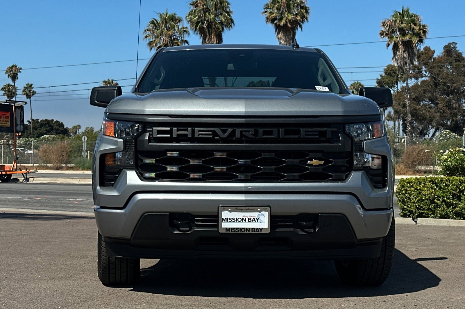 2025 Chevrolet Silverado 1500 Custom photo 9