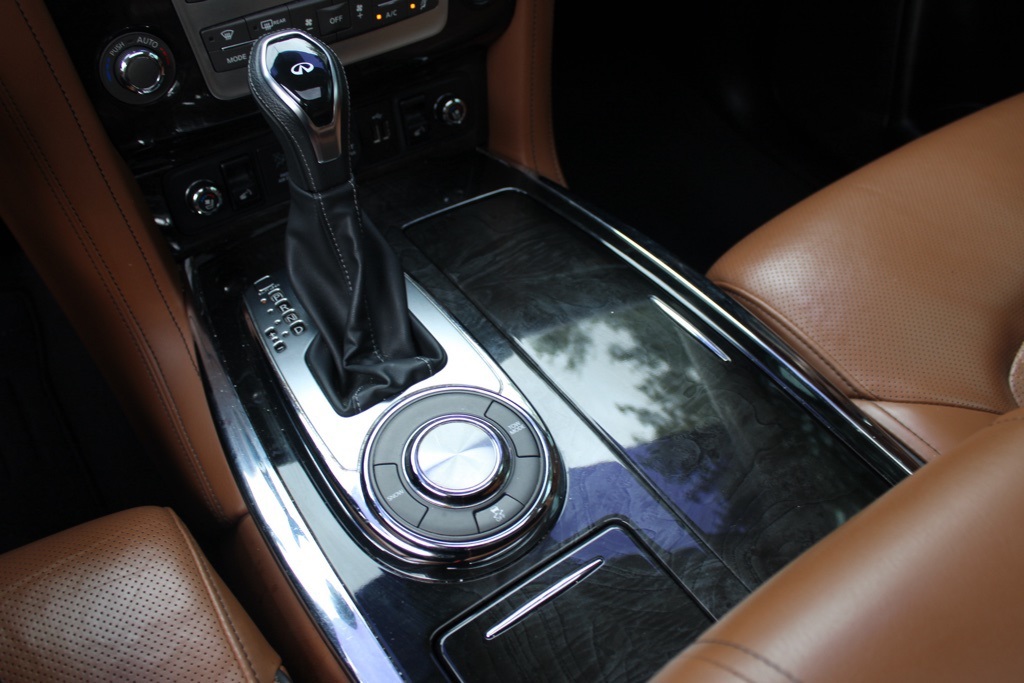 2019 Infiniti QX80 Luxe photo 20