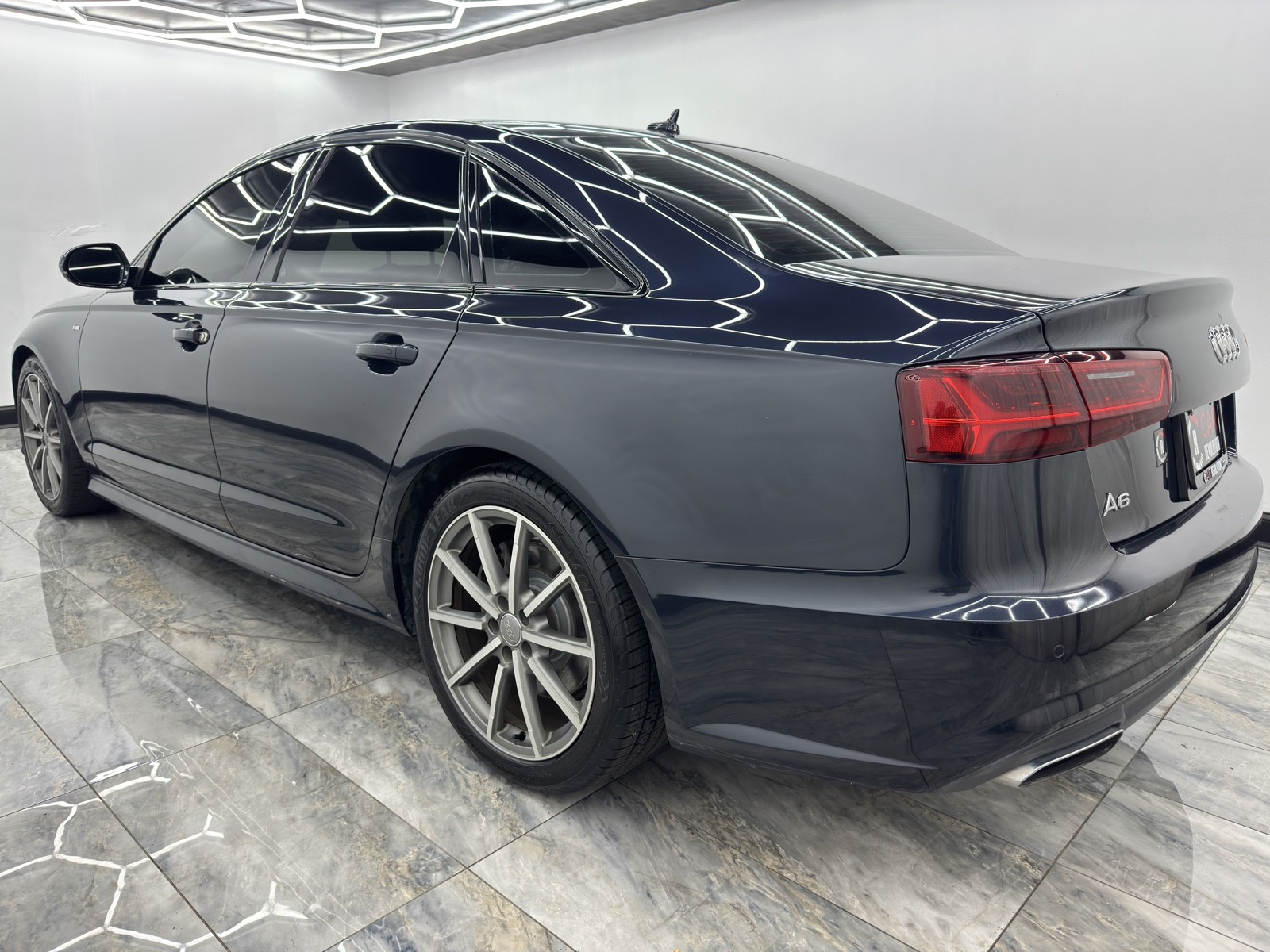 2017 Audi A6 Premium photo 2