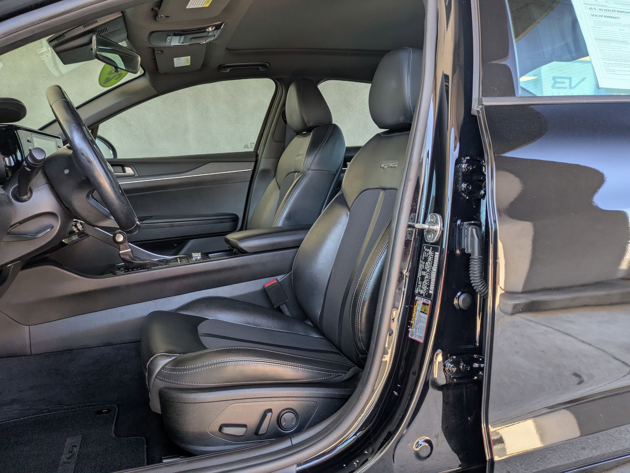 2021 Kia K5 GT-Line photo 12