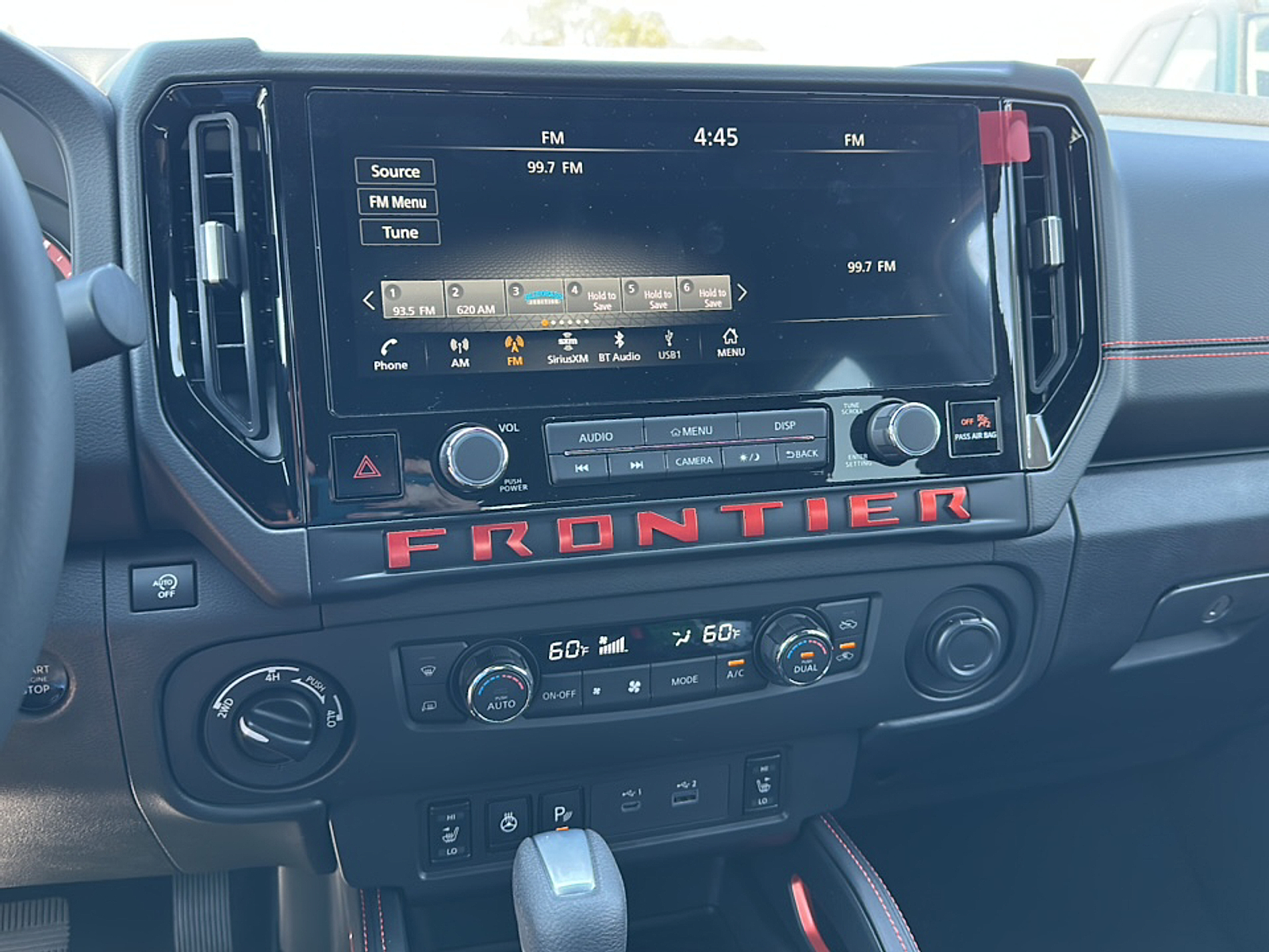 2026 Nissan Frontier Crew Cab PRO-4X photo 4
