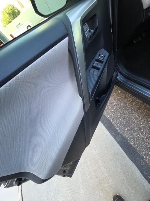 2015 Toyota RAV4 XLE photo 14