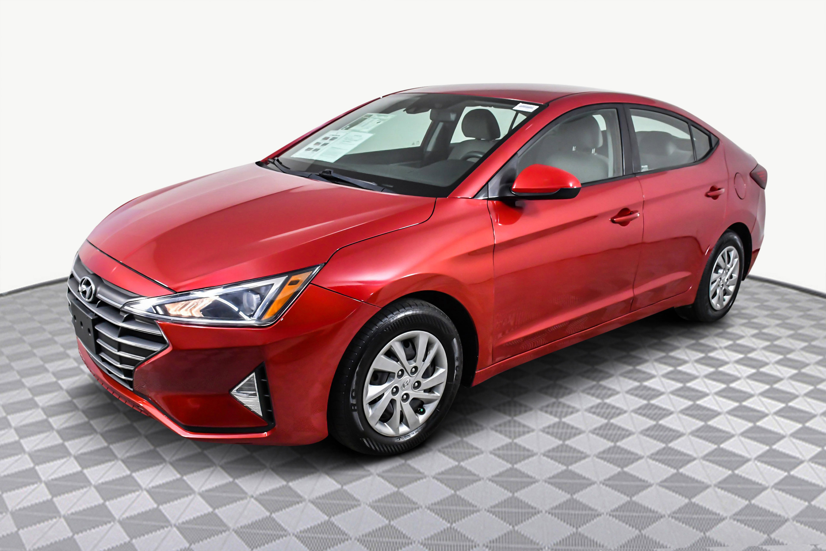 2020 Hyundai Elantra SE photo 3