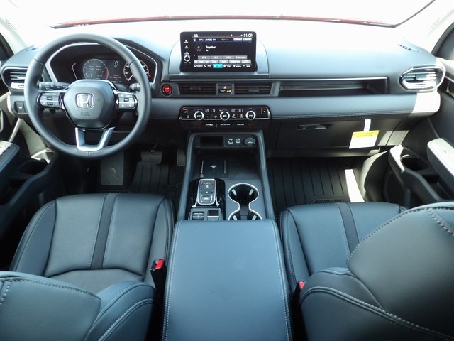 2025 Honda Pilot Touring photo 26