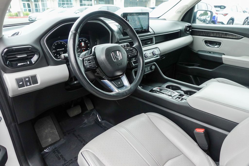 2023 Honda Pilot Elite photo 11