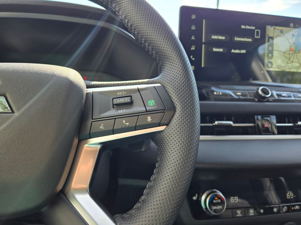2025 Mitsubishi Outlander SE photo 25