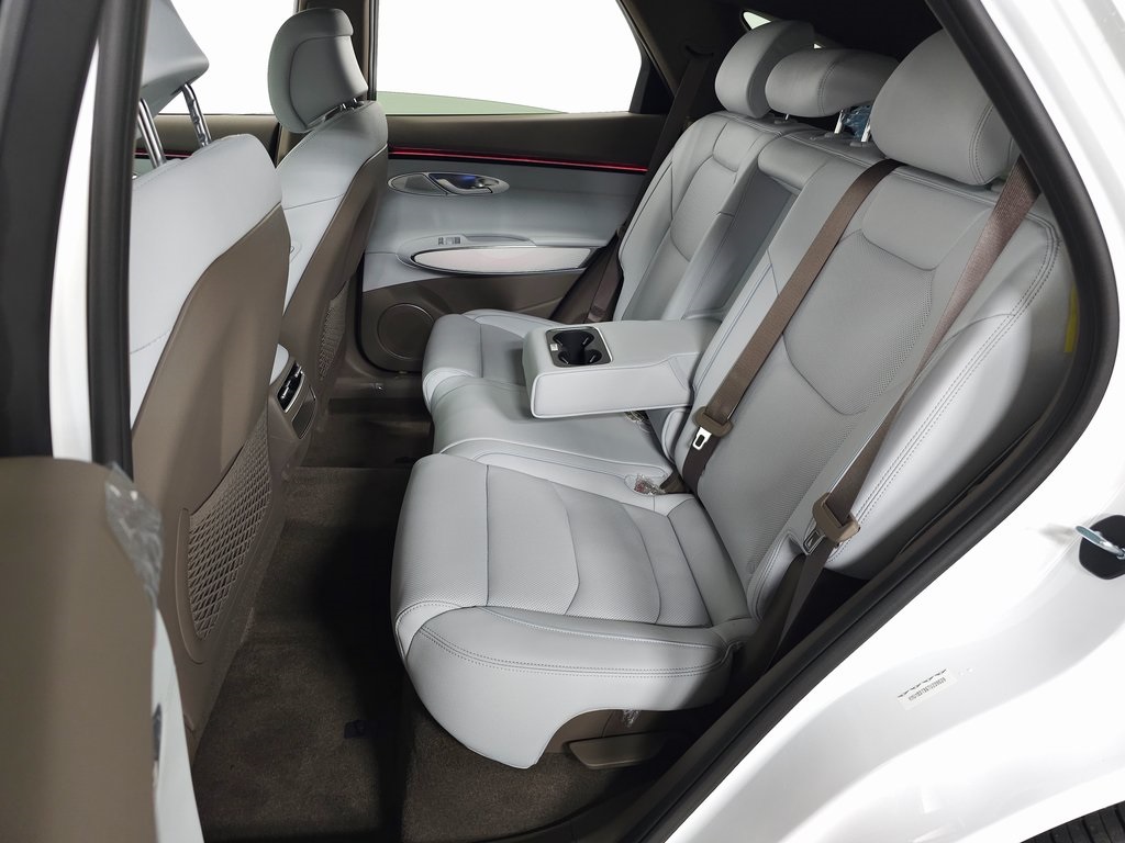 2026 Genesis GV70 2.5T Advanced photo 28