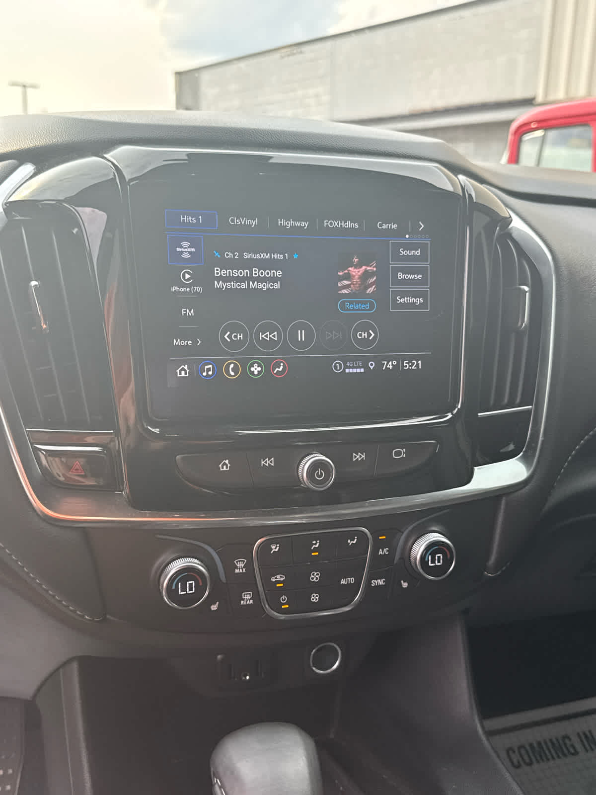 2023 Chevrolet Traverse Leather photo 30