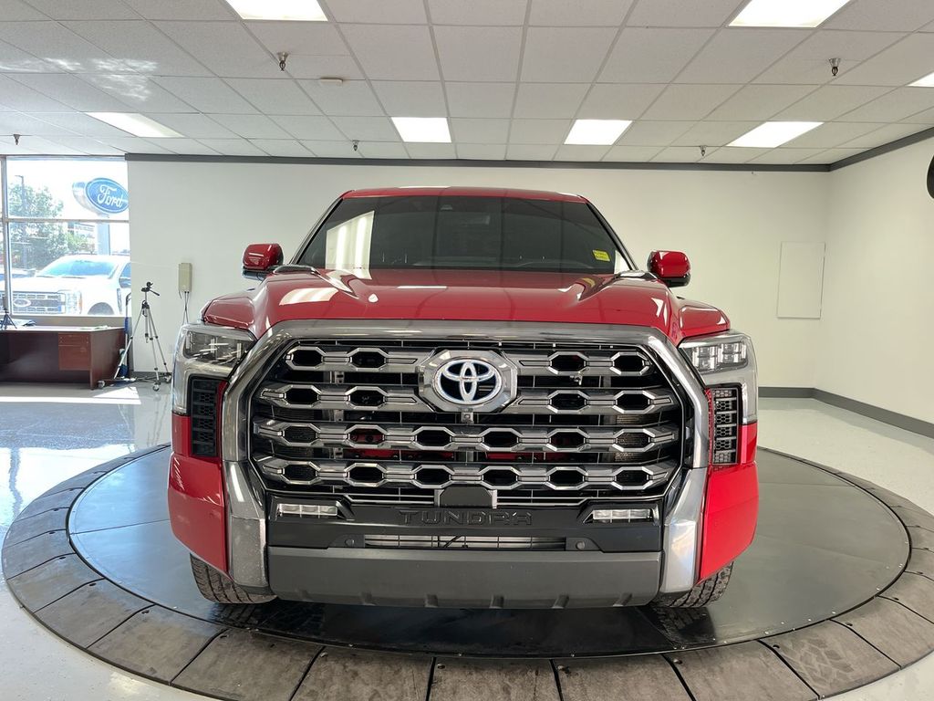 2023 Toyota Tundra Platinum photo 2