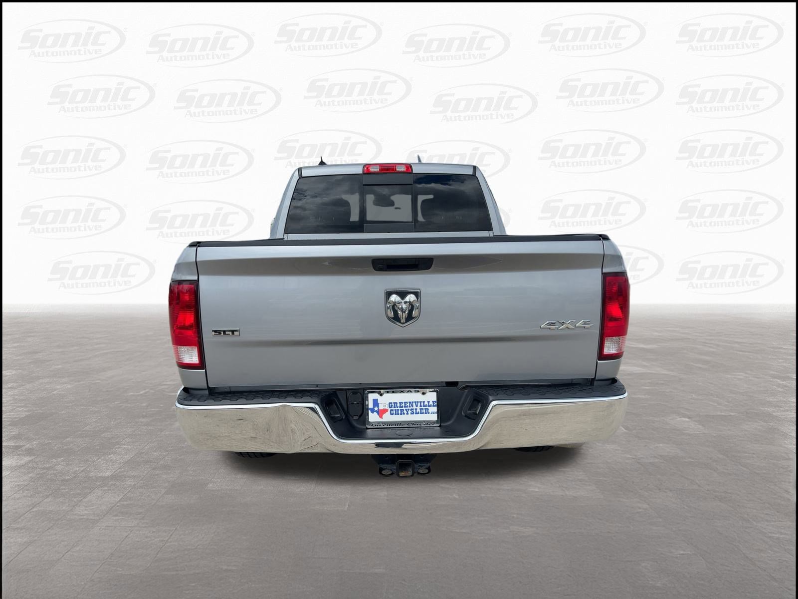 2023 Ram 1500 Classic SLT photo 9