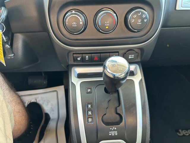 2017 Jeep Compass High Altitude photo 17