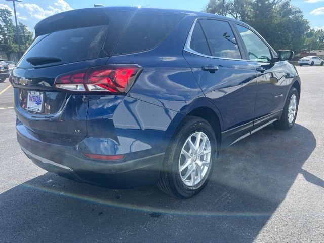 2022 Chevrolet Equinox LT photo 3