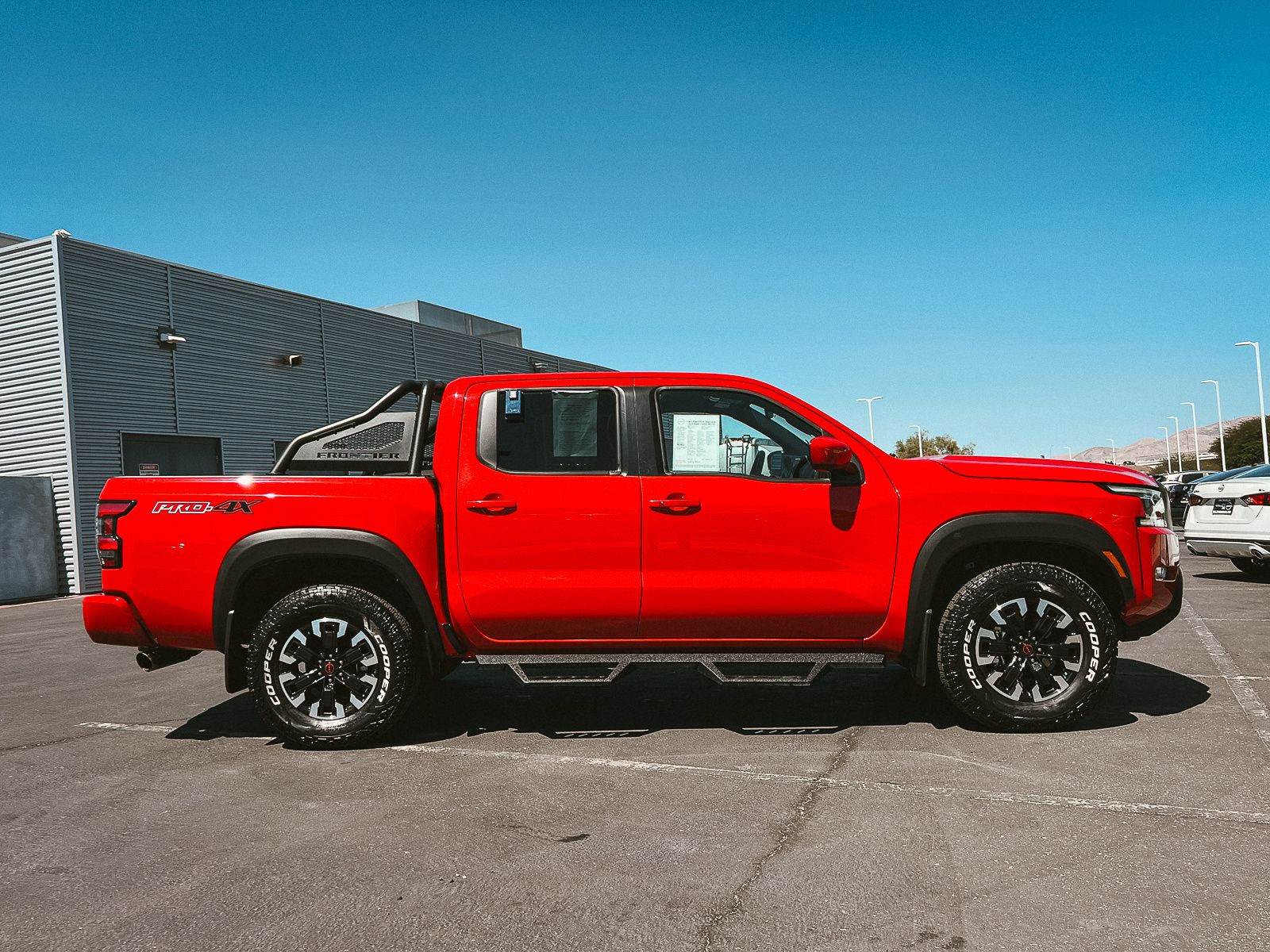 2024 Nissan Frontier PRO-4X photo 10