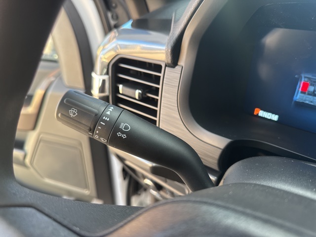 2025 Ford F-150 STX photo 14