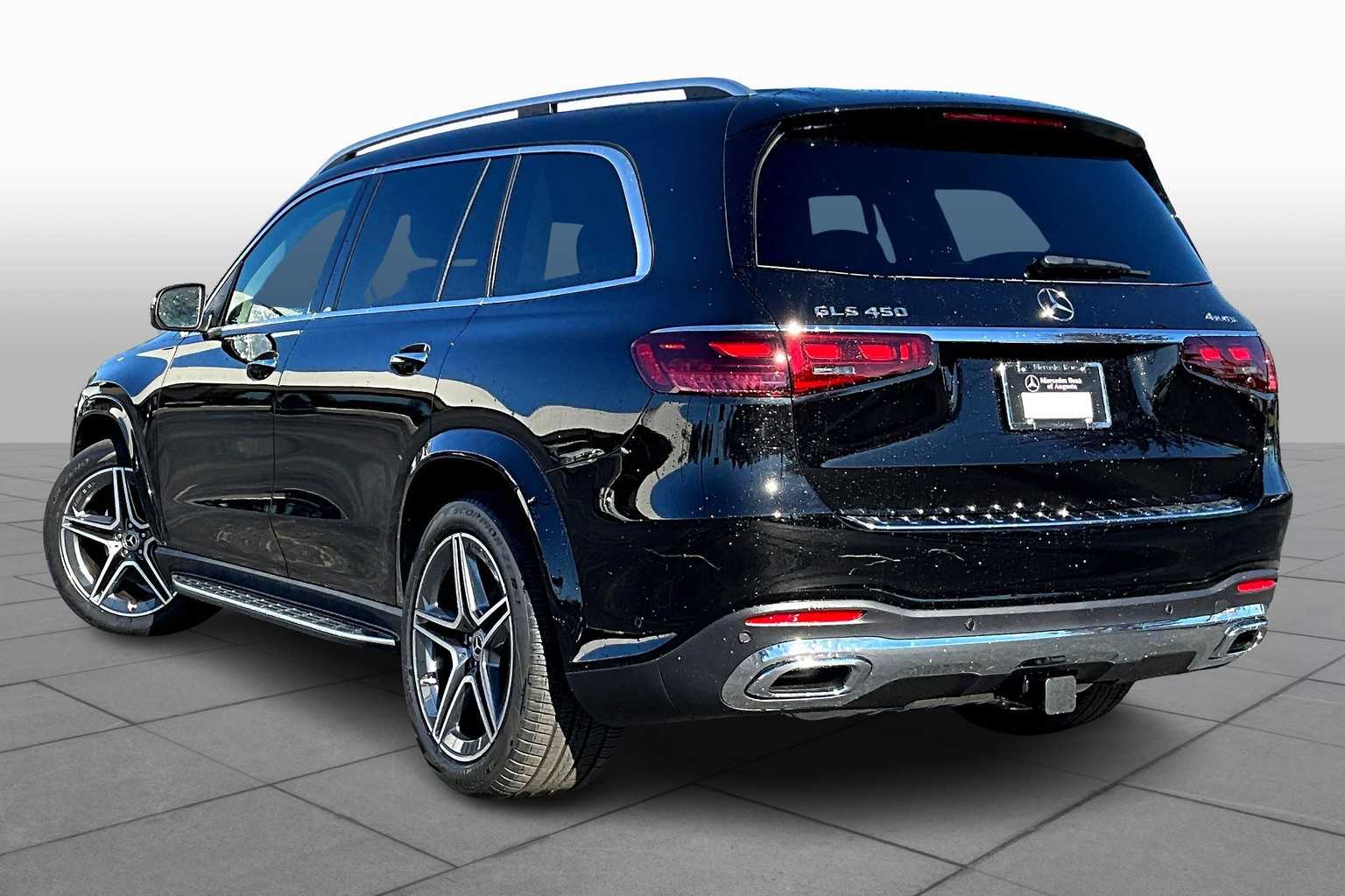 2025 Mercedes Benz GLS 450 4MATIC photo 11