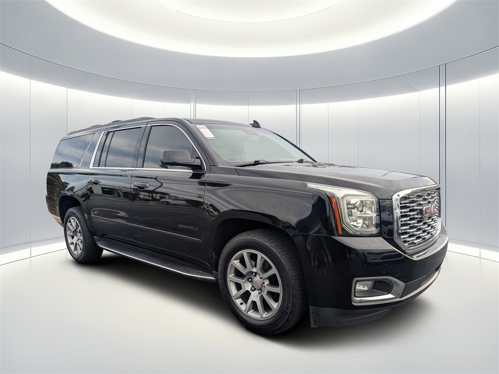 2019 GMC Yukon XL Denali's photo