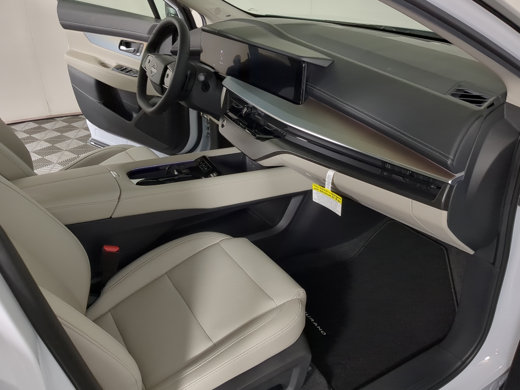 2025 Nissan Murano SL photo 17