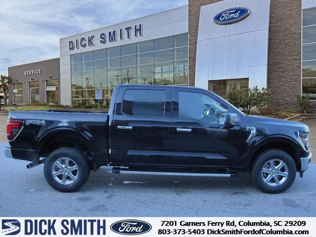 2025 Ford F-150 XLT photo 2