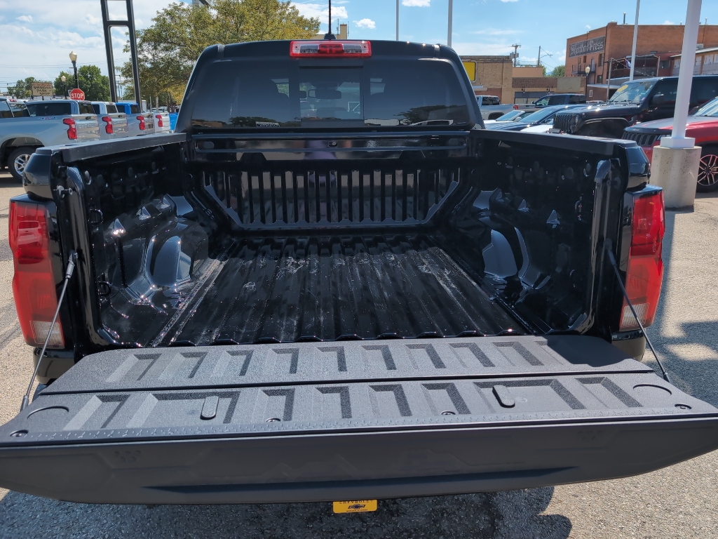 2025 Chevrolet Colorado Z71 photo 7