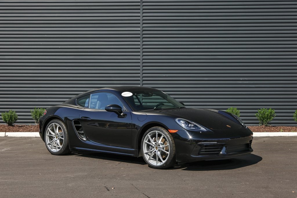 2025 Porsche Cayman Base photo 9