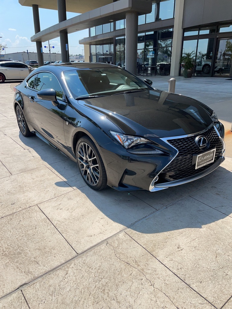 2017 Lexus RC 300 AWD photo 4