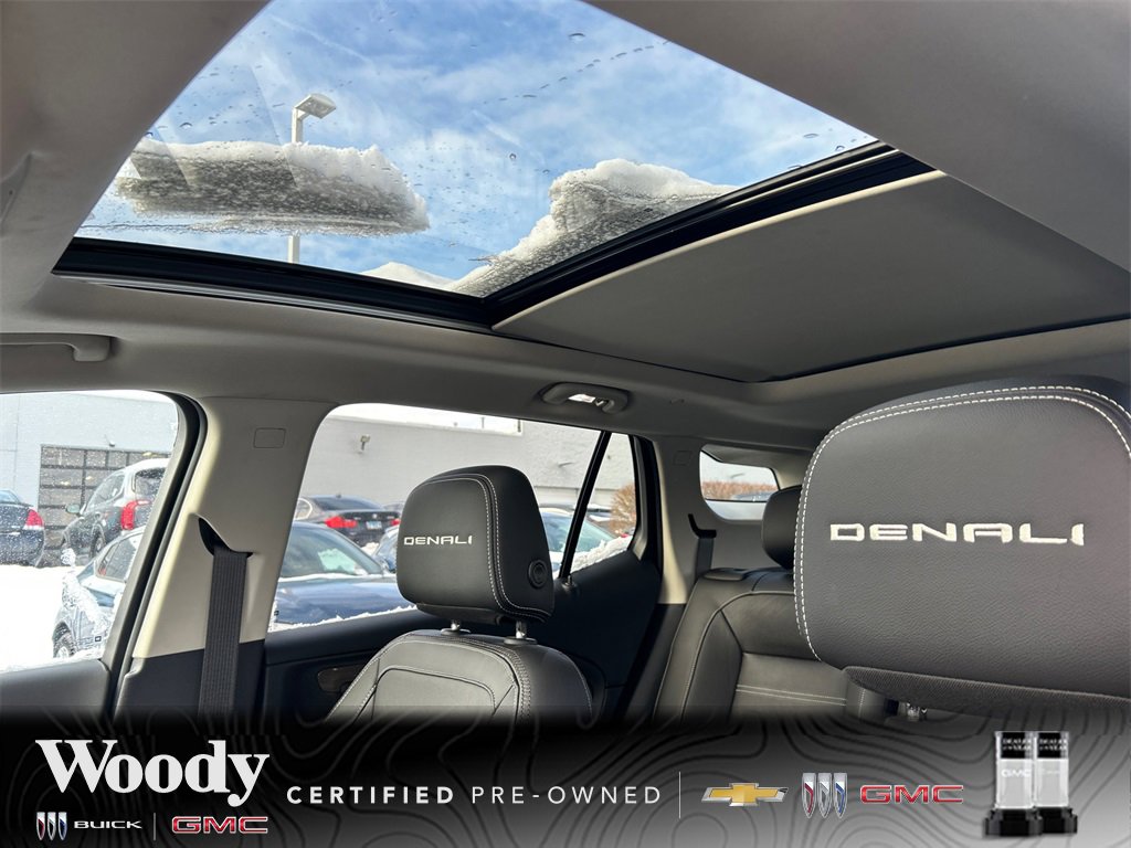 2023 GMC TERRAIN - Image 21