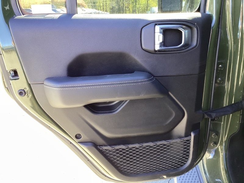 2022 Jeep Gladiator Overland photo 12