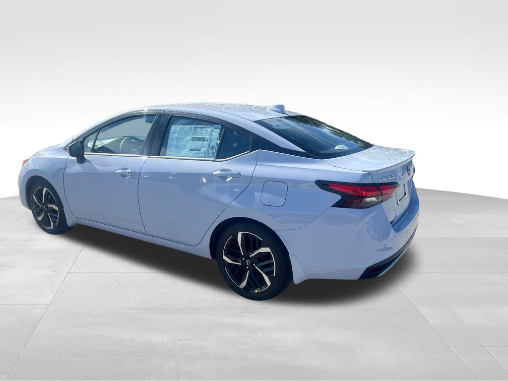 2025 Nissan Versa SR photo 2