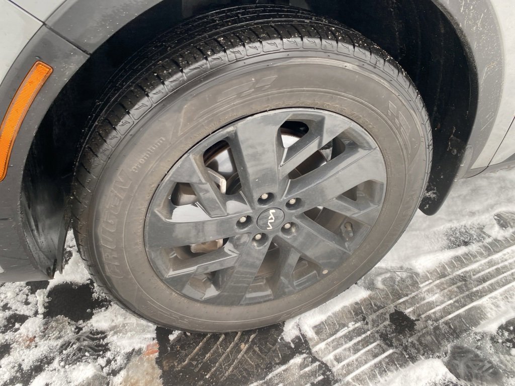 2023 Kia Sorento X-Line S photo 2