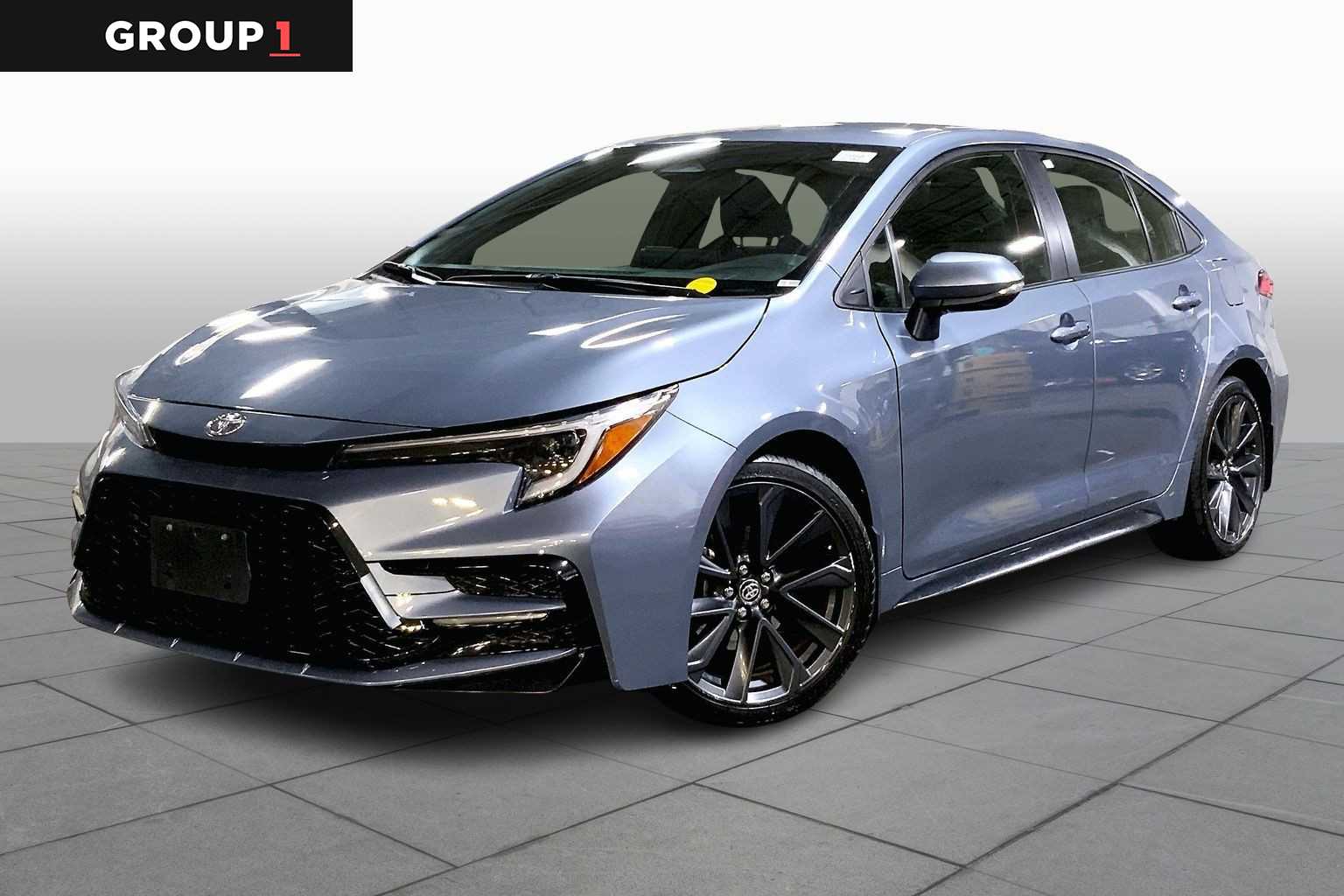2023 Toyota Corolla SE's photo