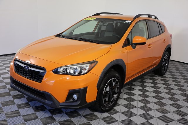 2019 Subaru Crosstrek 2.0i Premium photo 2