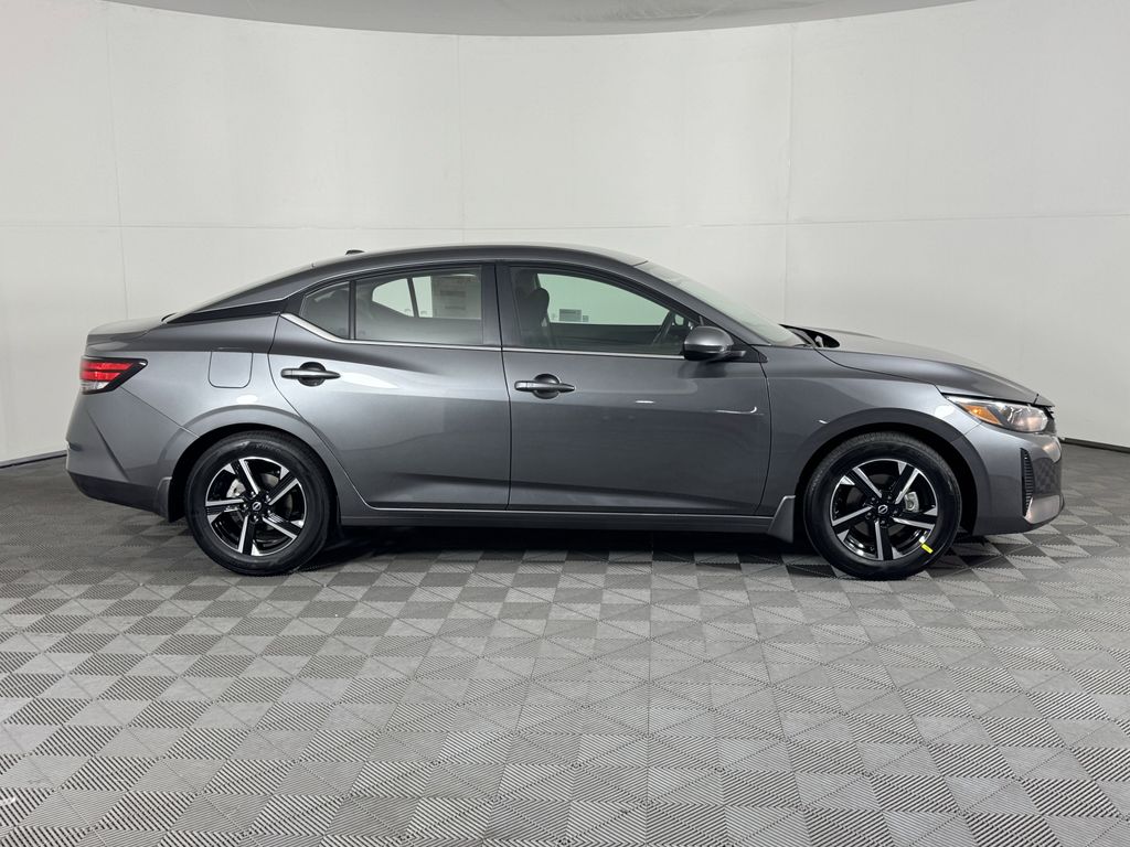 2025 Nissan Sentra SV photo 3