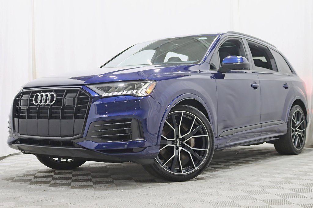 2022 Audi Q7 55 Prestige photo 2