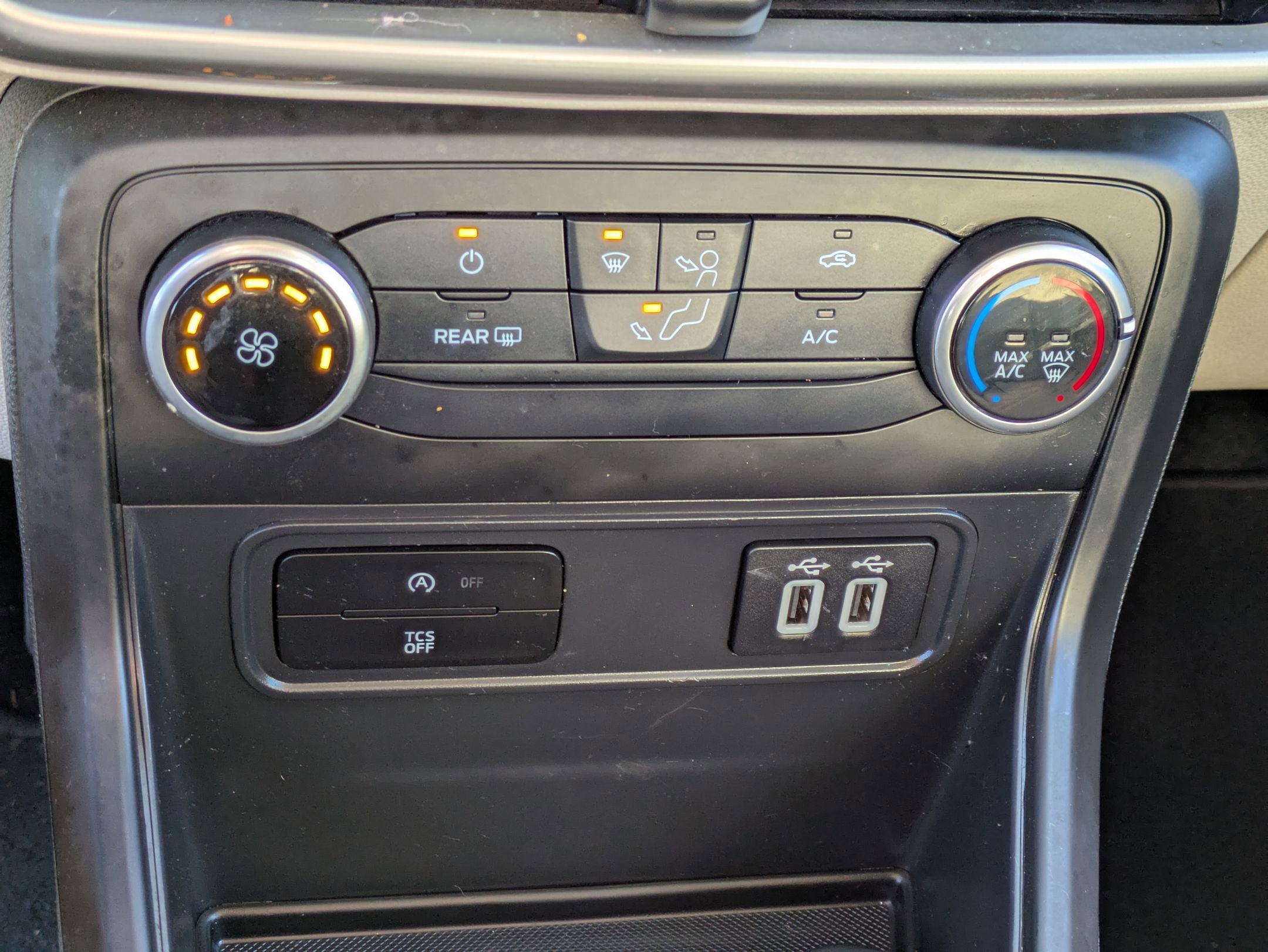 2021 Ford EcoSport S photo 16