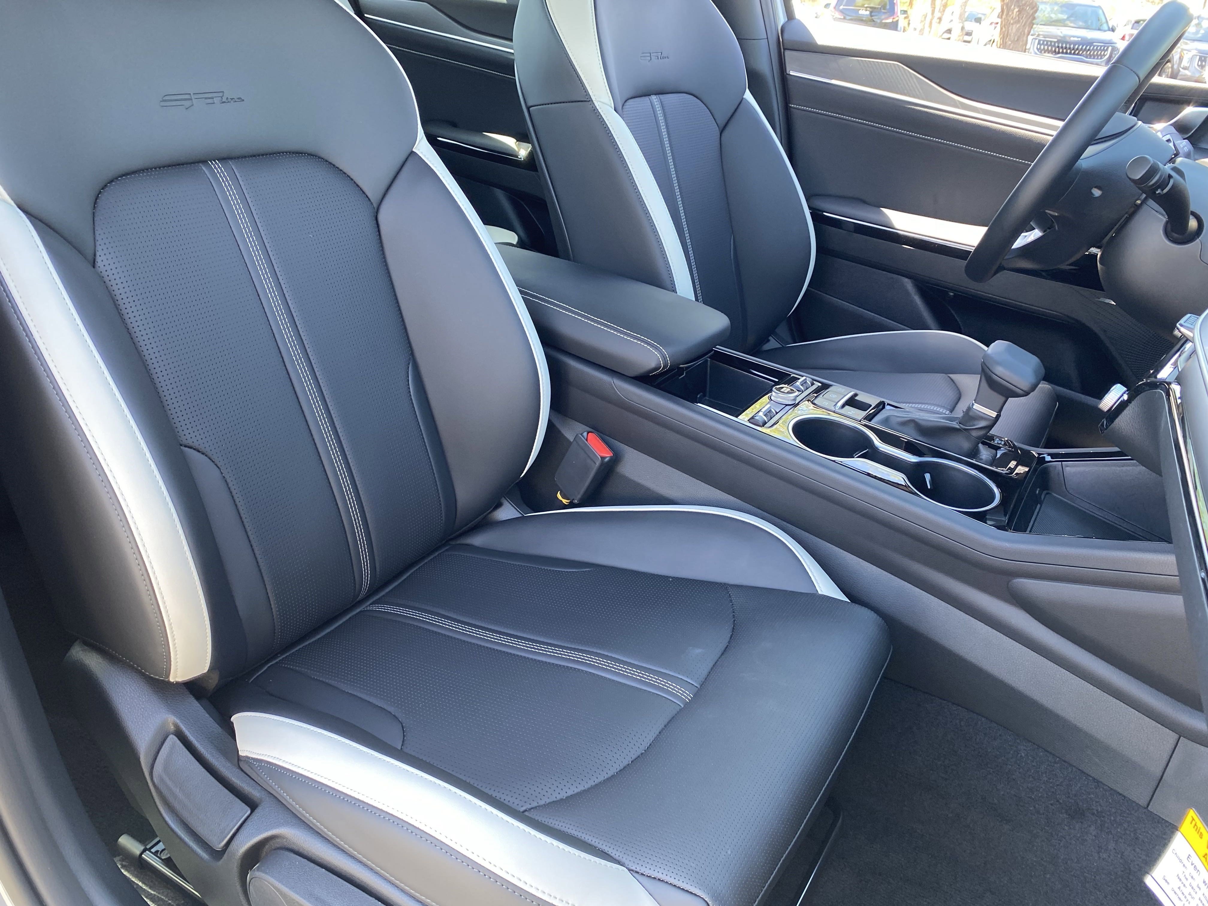 2026 Kia K5 GT-Line photo 3