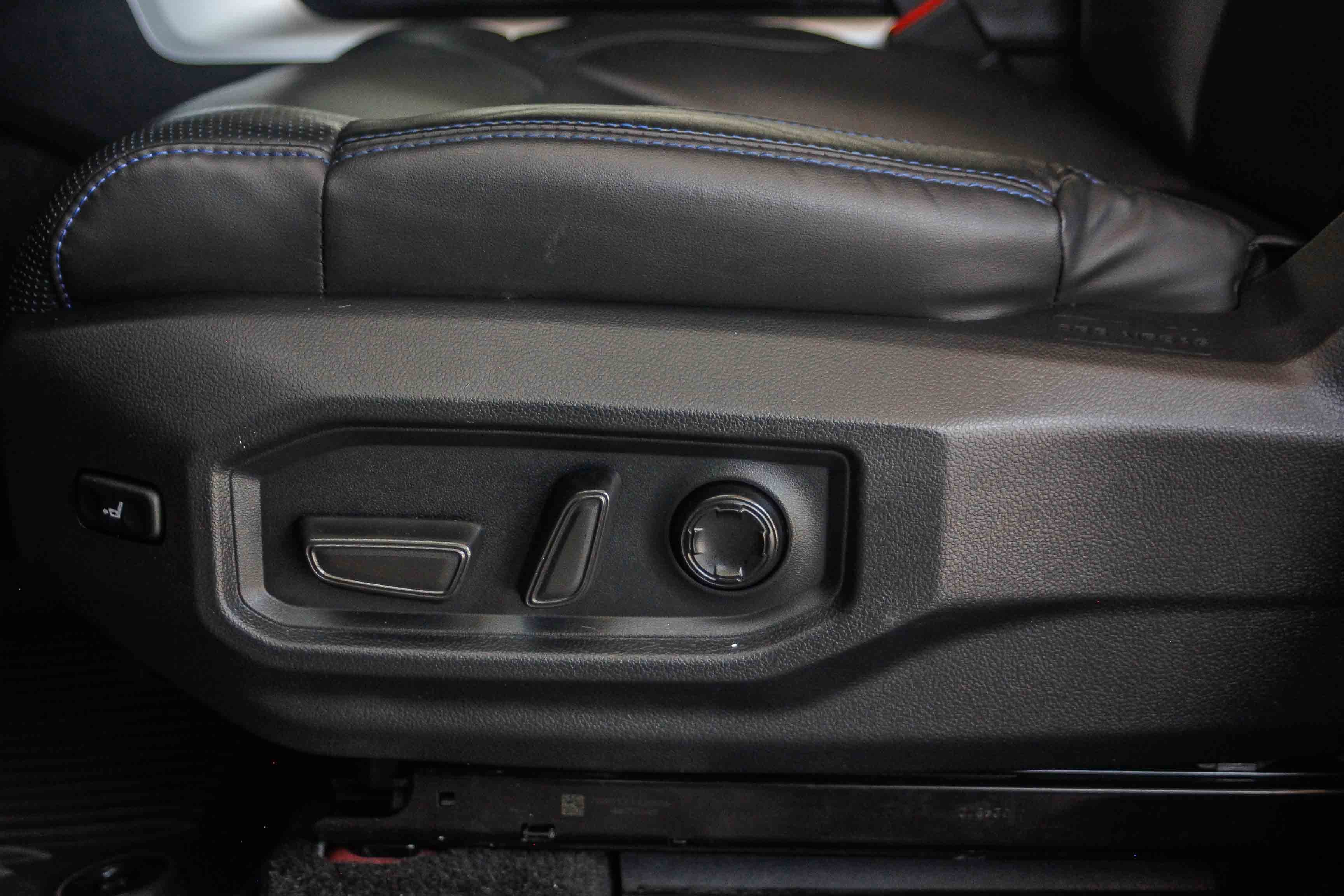 2023 Toyota Sequoia photo 17